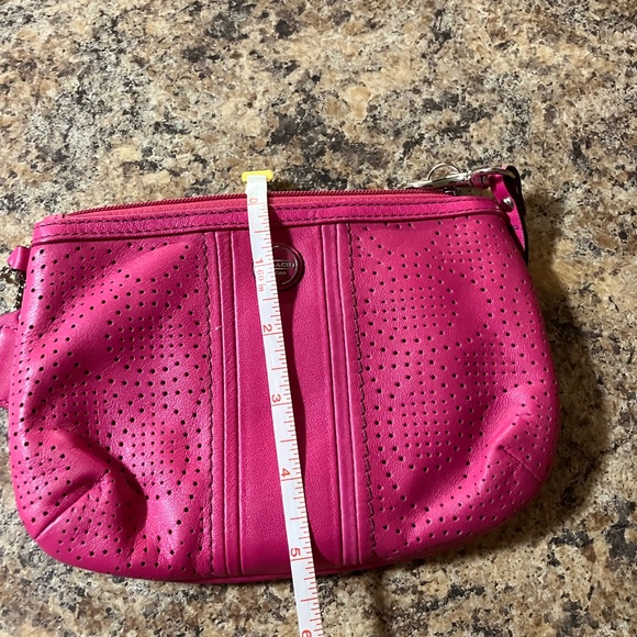 🌸 Coach Hot Pink Perforated Leather Wristlet - Picture 7 of 8